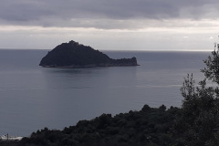 adb43ca4-0eba-4dc2-9b50-16569b1a78af